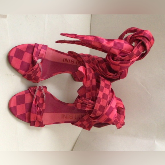 SALE OFR🆕GIANNI BINI ASTRAAHH CHECKERED WRAP  BLOCK HEEL (Sz 6& 6.5) - Picture 4 of 15